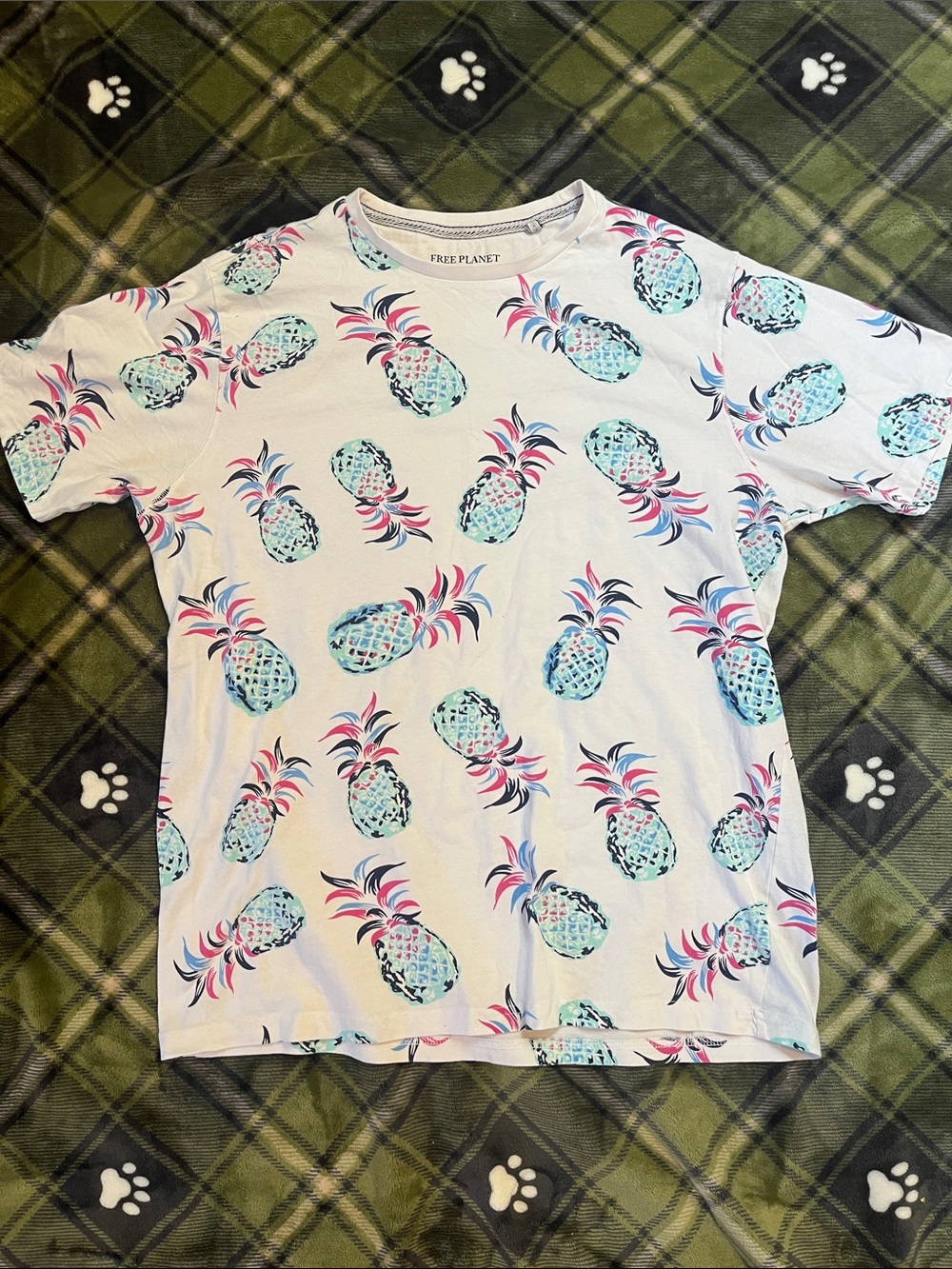 Free Planet White T-Shirt with Turquoise and Pink Pineapple Print